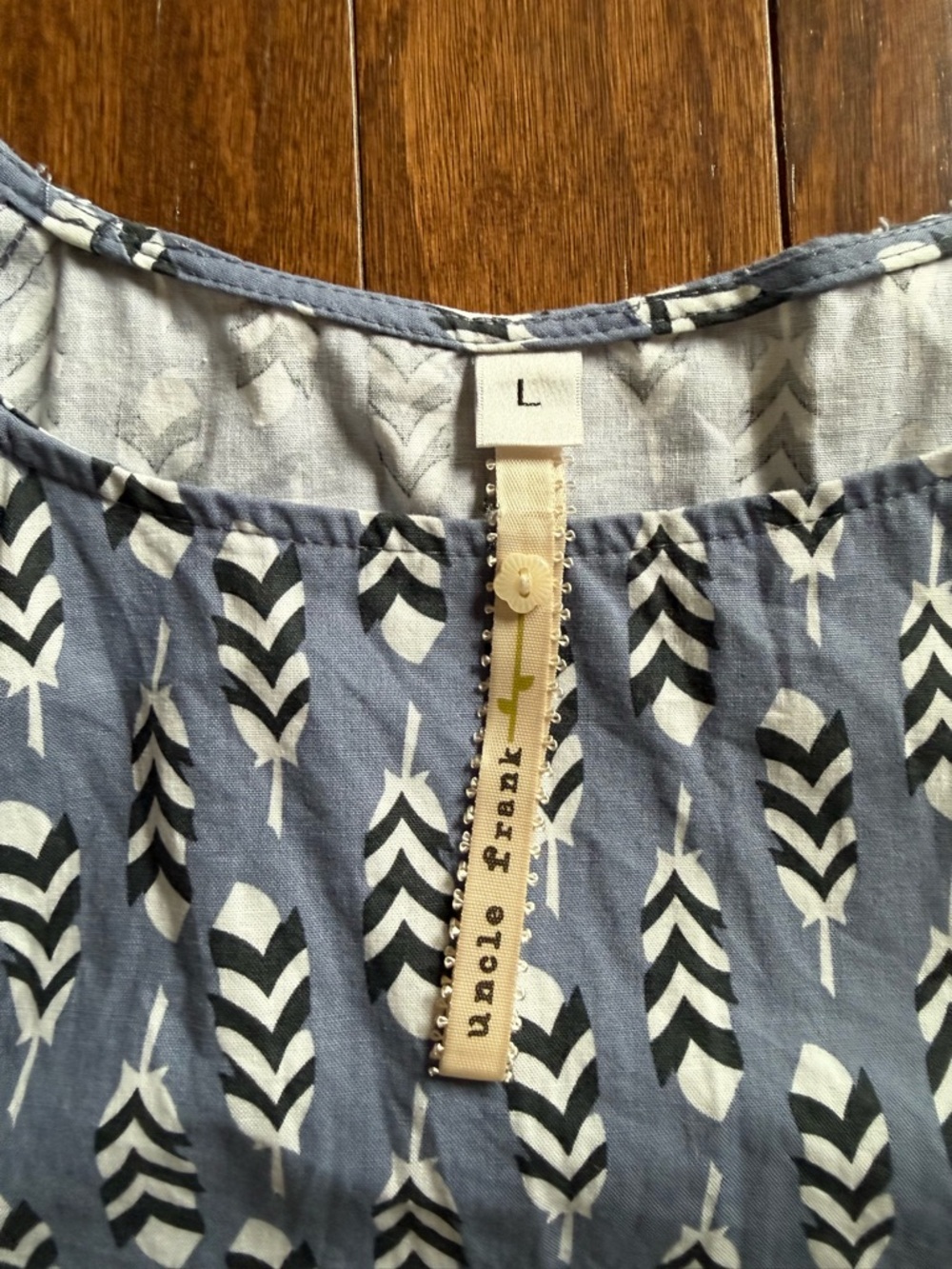 Uncle Frank Blue and White Geometric Shift Dress size large EUC 100% cotton. - Picture 7 of 10